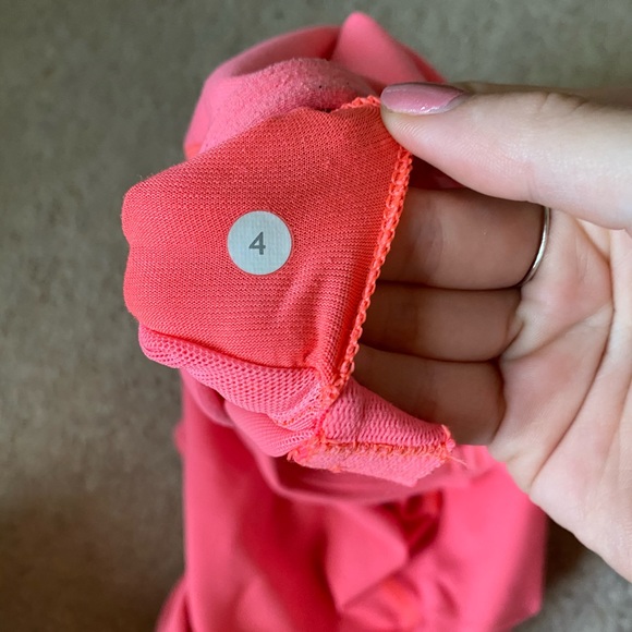 SOLD ON INSTAGRAM Lululemon power y tank - Picture 3 of 3